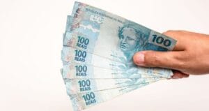 Leia mais sobre o artigo Como Montar um Negócio Digital com R$ 500: Guia 2025
